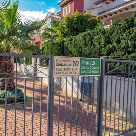 Apartamento "Carmen" Zeniamar オリウエラ エクステリア 写真